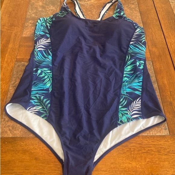 Aqua Eve NWT’S 22W Bathing Suit - Picture 2 of 9